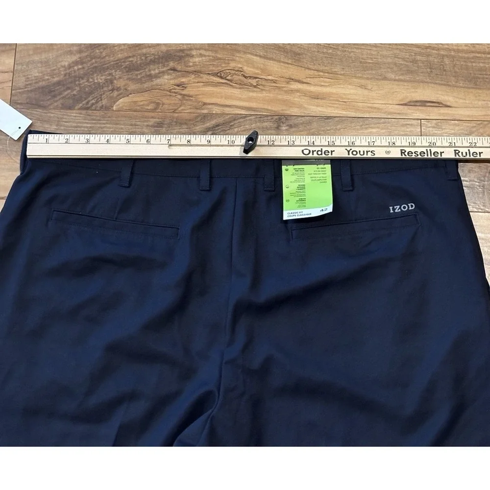 Izod NWT Golf Shorts Men 42 Blue Stretch Performance Classic Fit Chino Preppy‎
